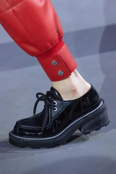 Look 7